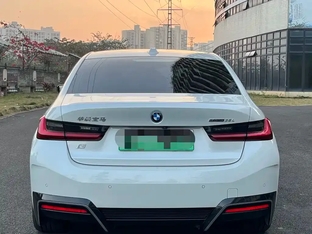 BMW i3 — фото 6