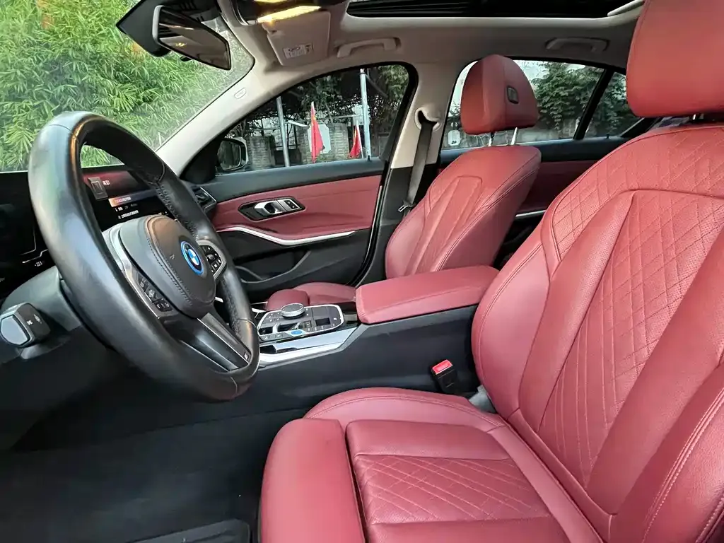 BMW i3 — фото 8
