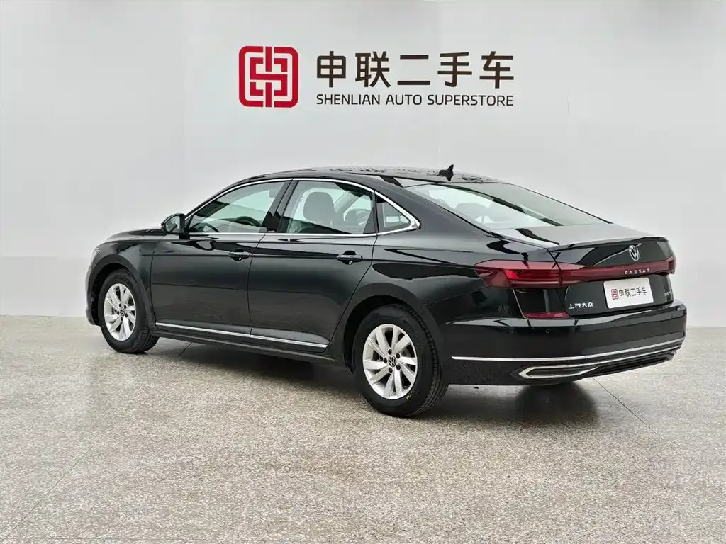 Volkswagen Passat — фото 8
