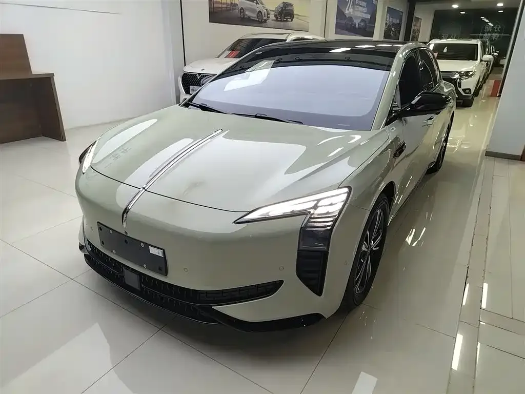 Hongqi EH7 — фото 1
