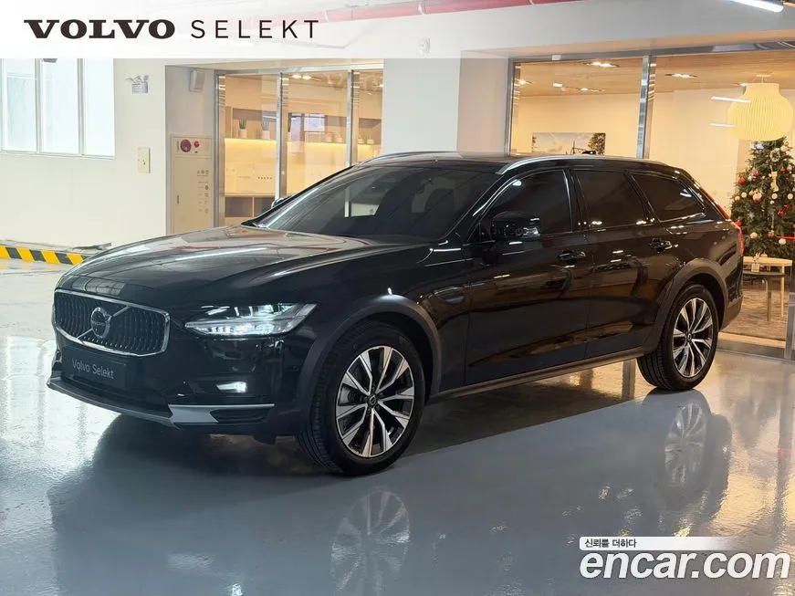 Volvo V90 — фото 1