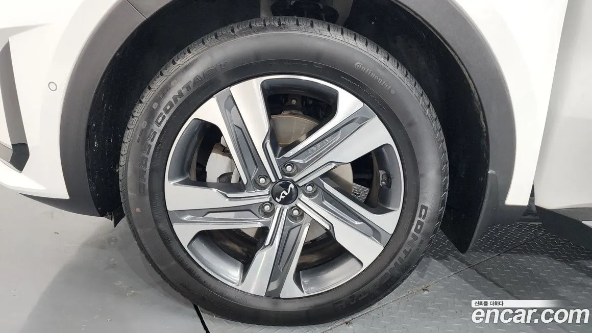 Kia Sorento — фото 7