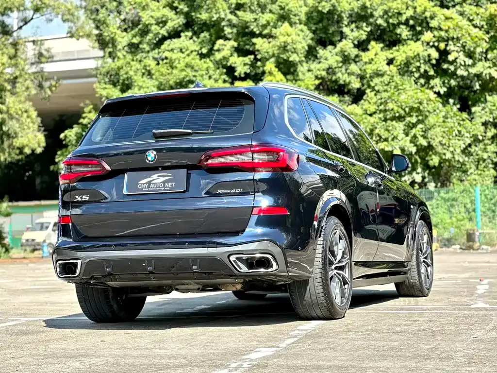 BMW X5 (Import) — фото 7