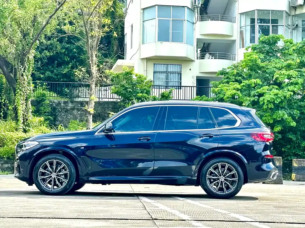 BMW X5 (Import) — фото 10