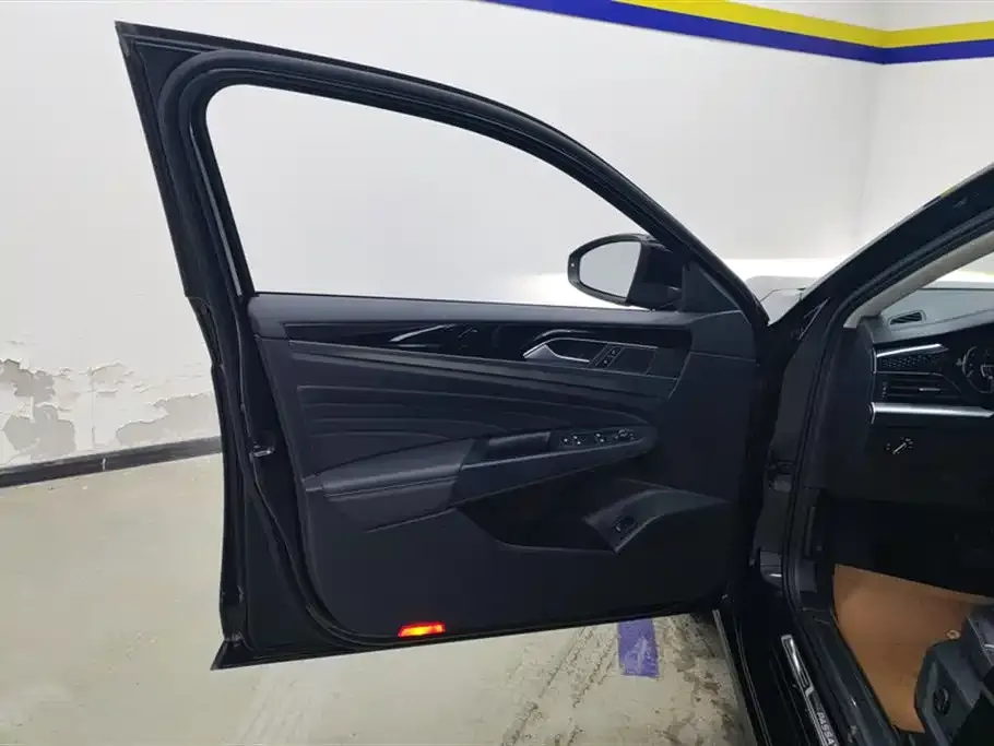 Volkswagen Passat — фото 5