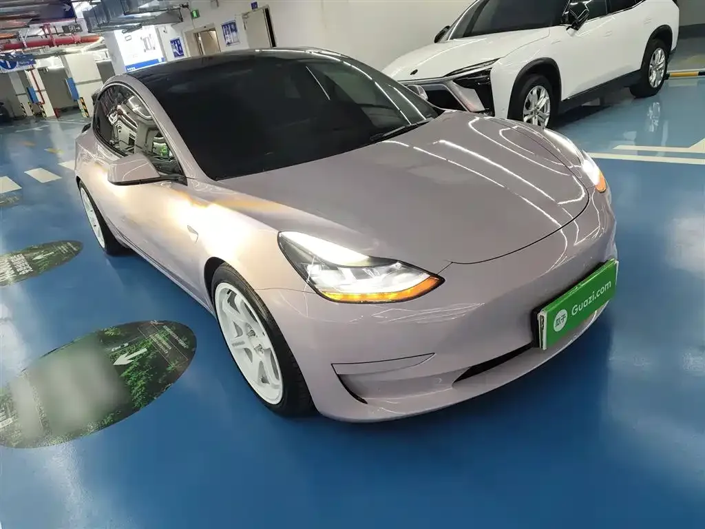 Tesla Model 3 — фото 3