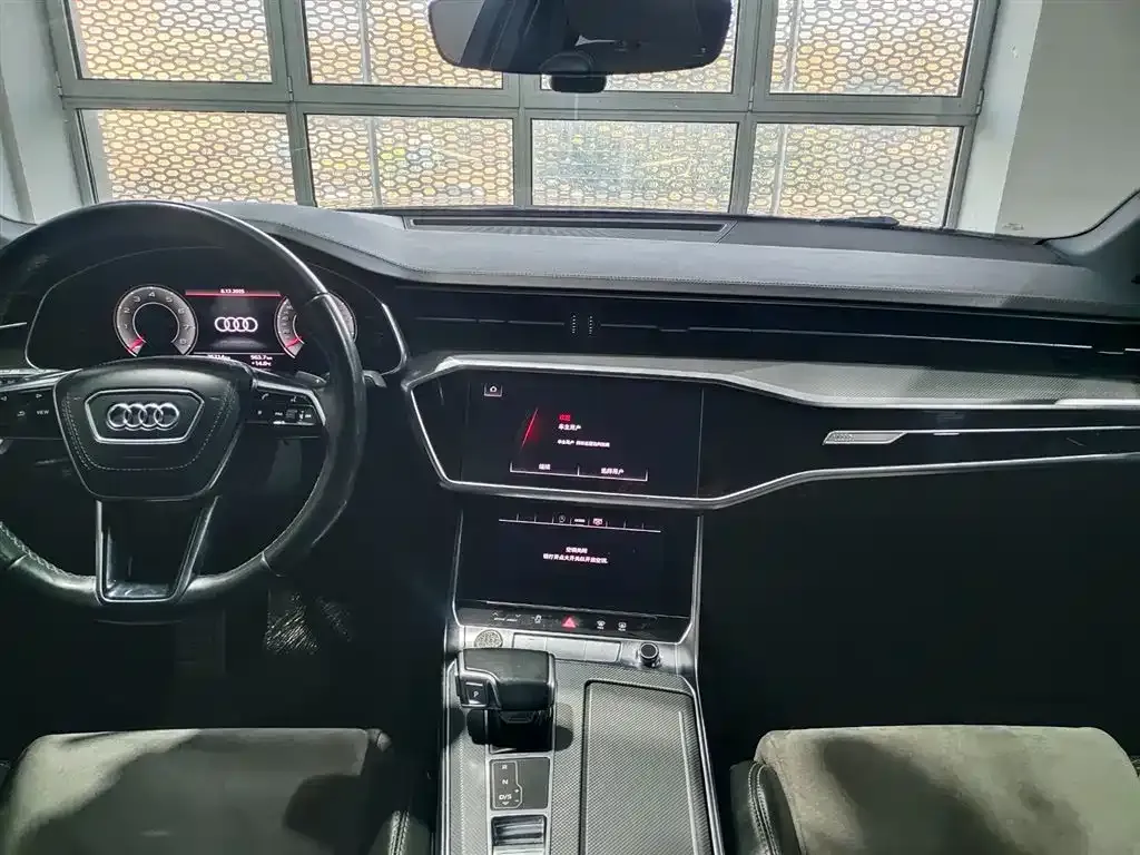 Audi A6L — фото 10