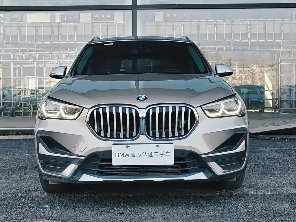 BMW X1 — фото 2