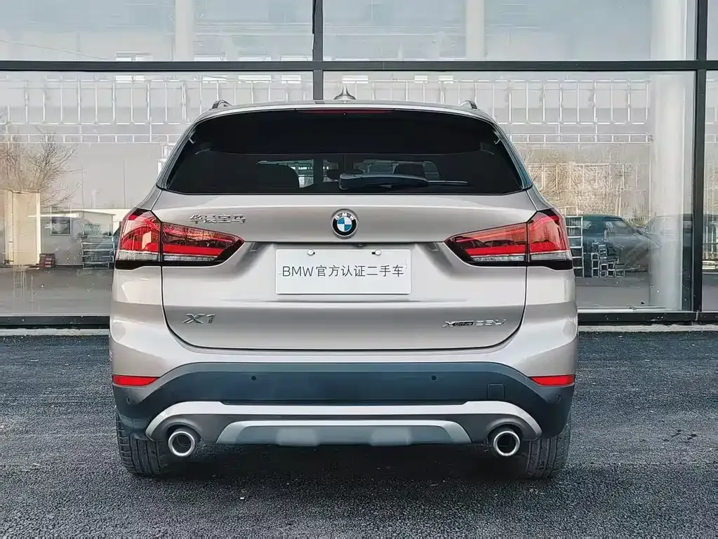 BMW X1 — фото 5
