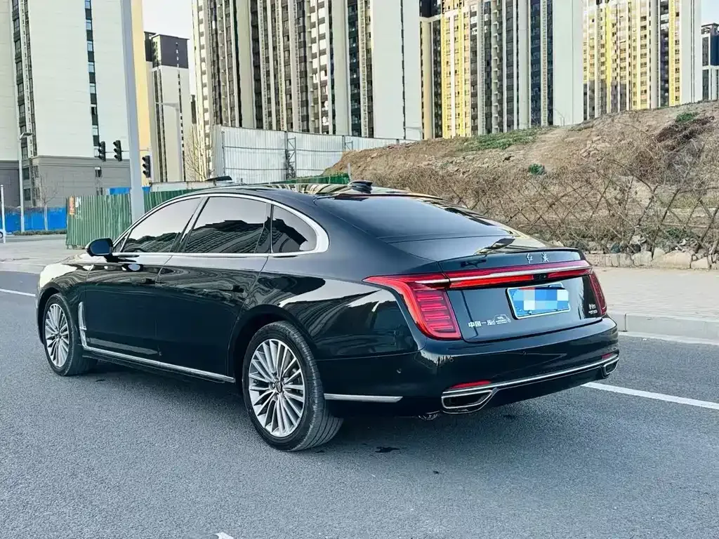 Hongqi H9 — фото 6