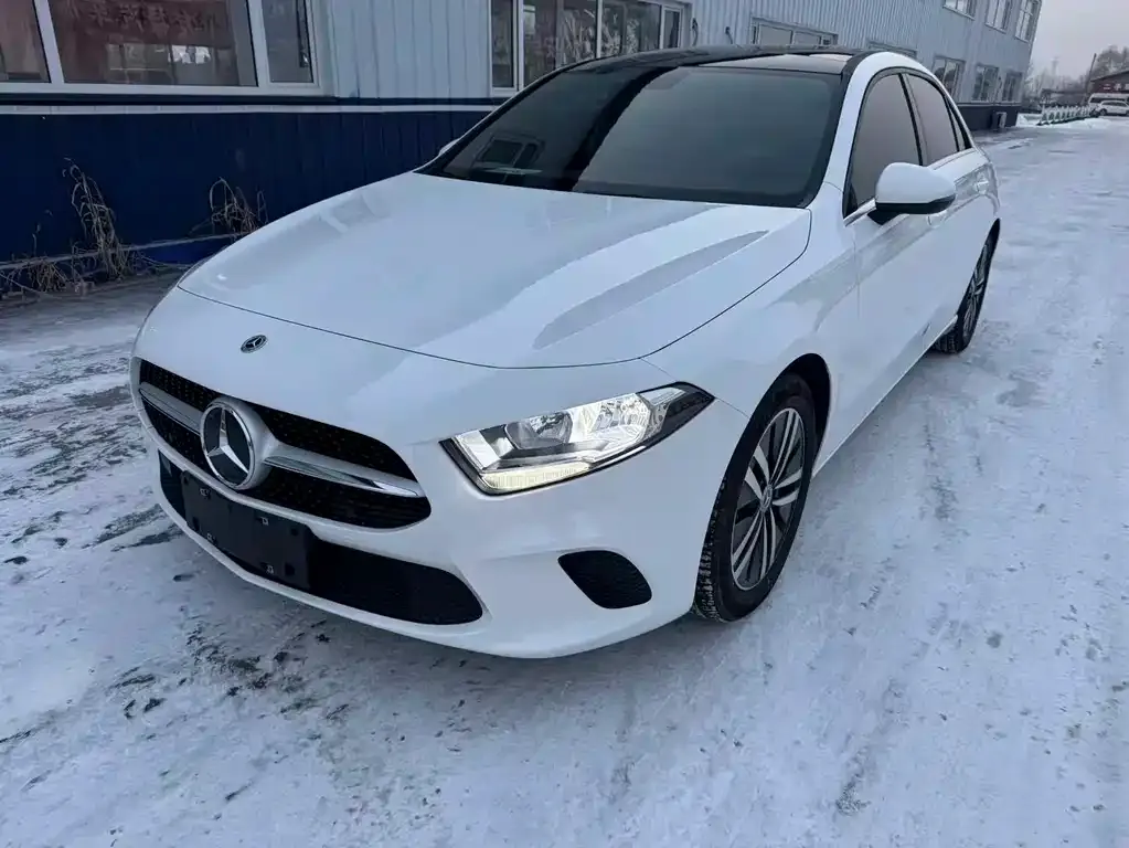 Mercedes-Benz A-Class — фото 1