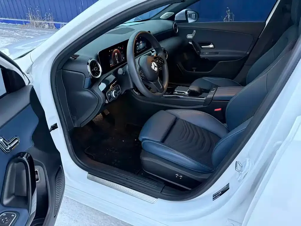 Mercedes-Benz A-Class — фото 10