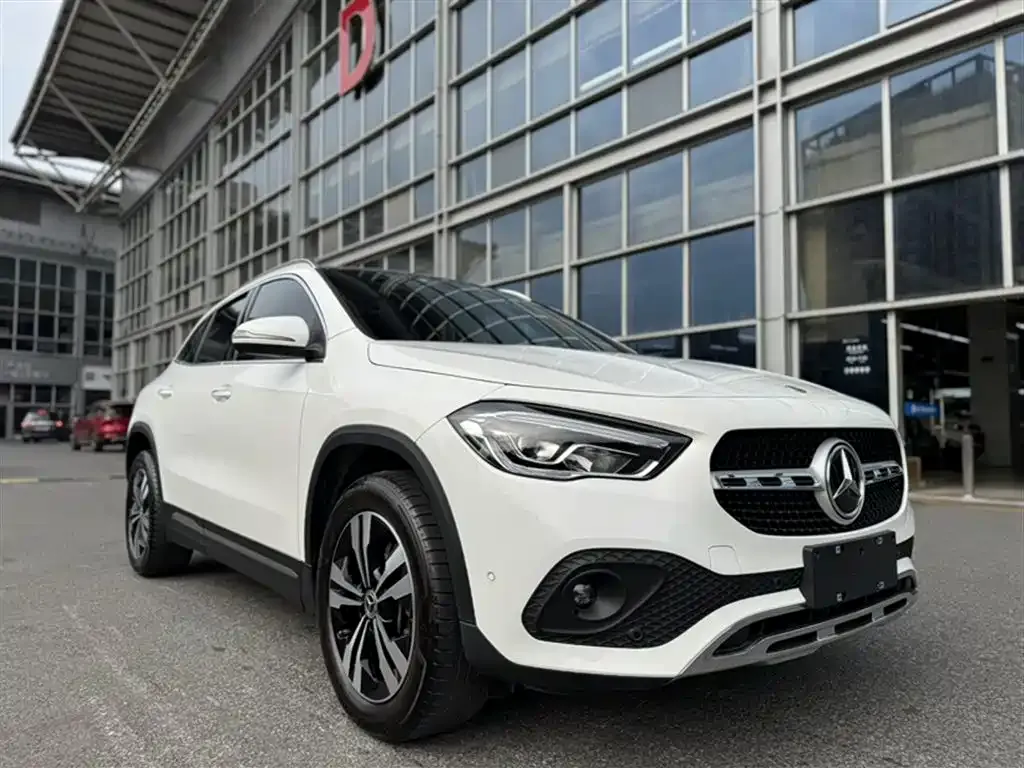 Mercedes-Benz GLA — фото 9
