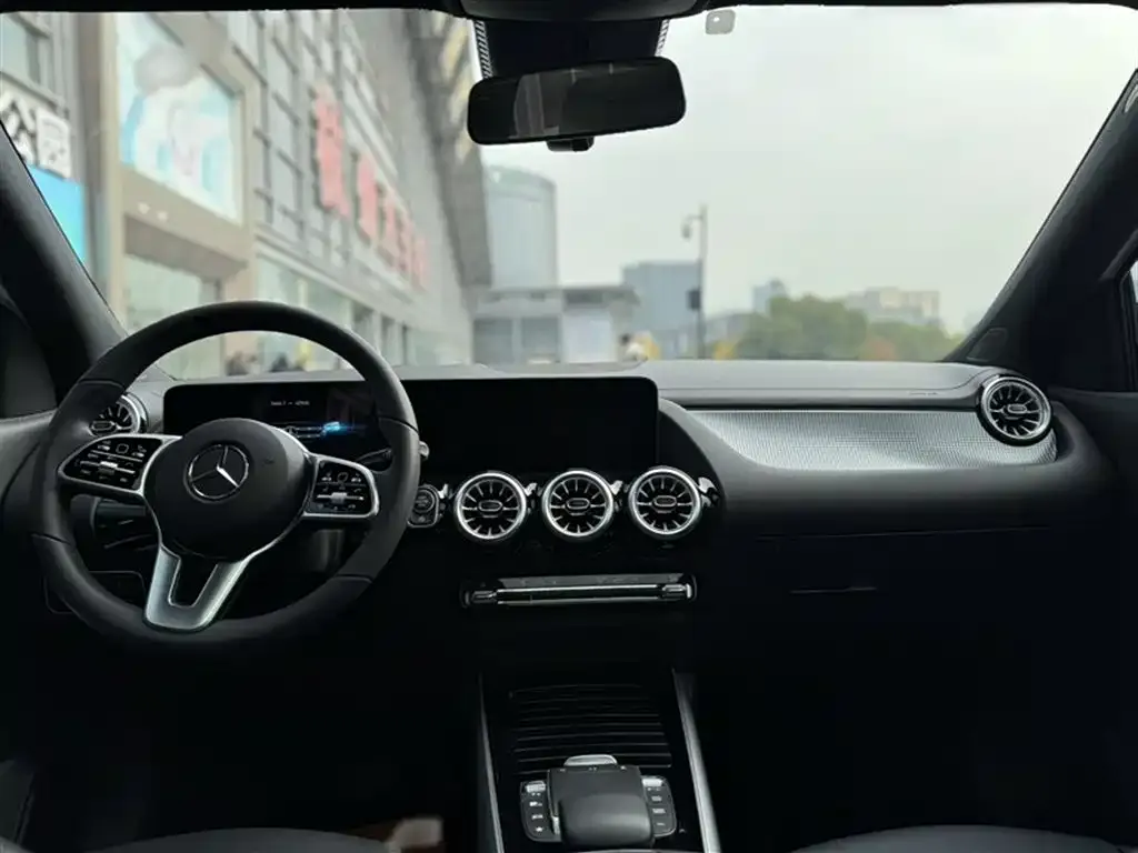 Mercedes-Benz GLA — фото 3