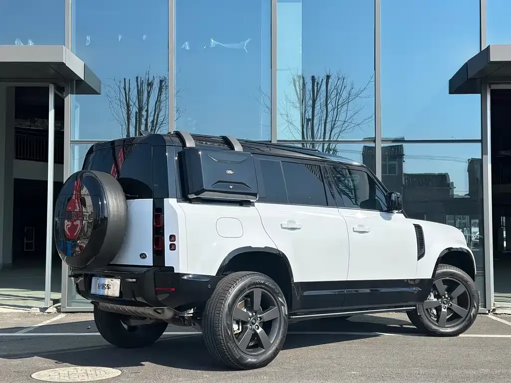 Land Rover Defender — фото 5