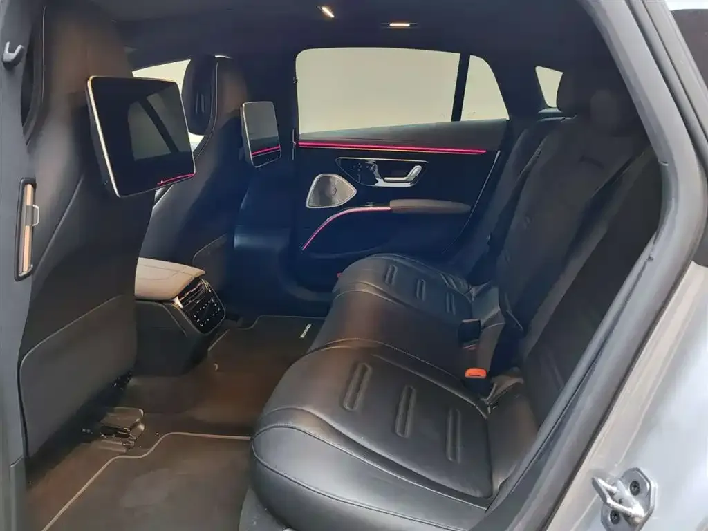 Mercedes-Benz EQS AMG — фото 2