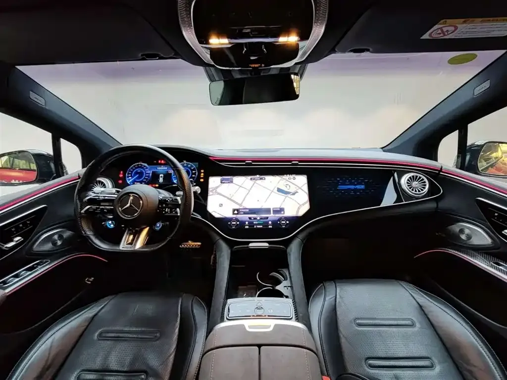 Mercedes-Benz EQS AMG — фото 8