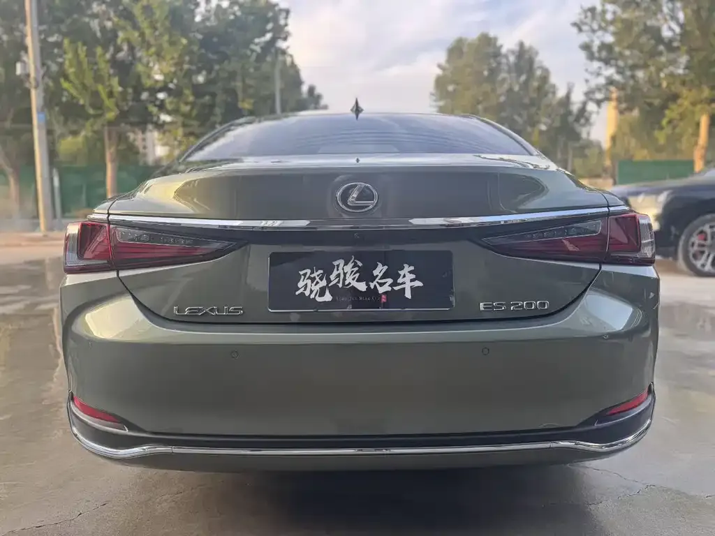 Lexus ES — фото 3