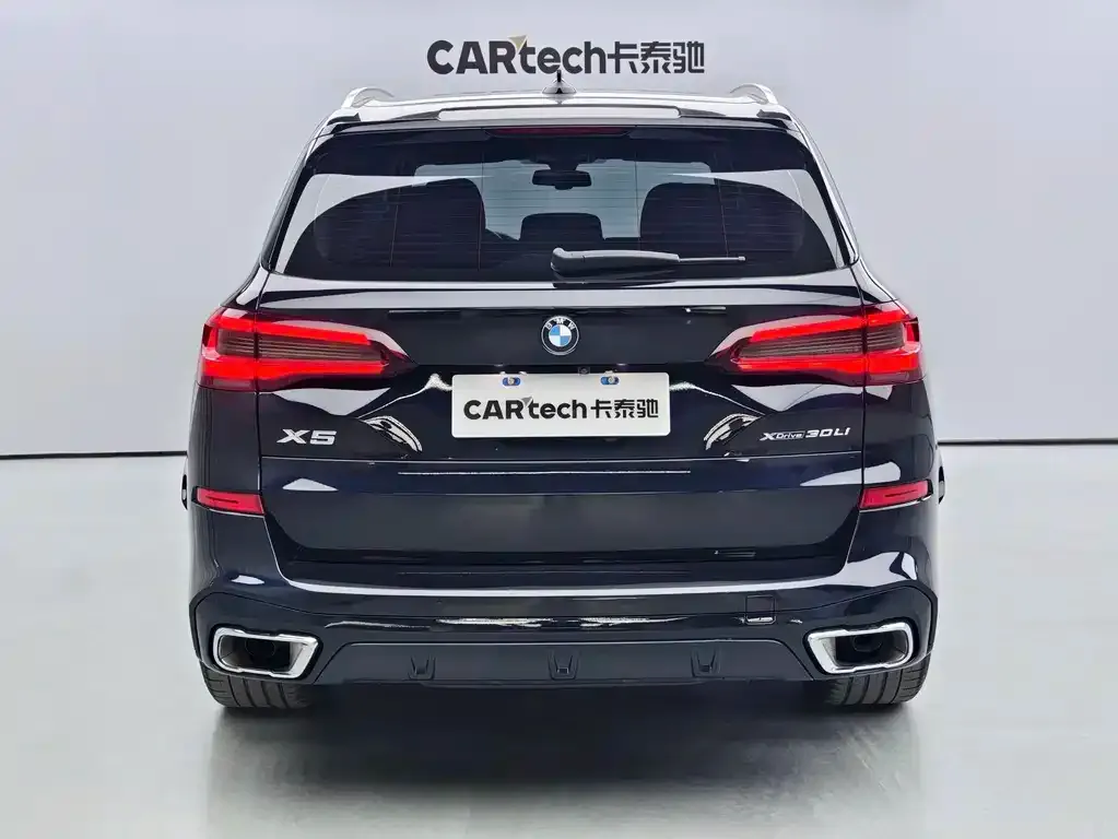 BMW X5 — фото 10