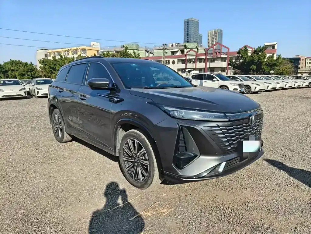 Changan CS75PLUS — фото 10