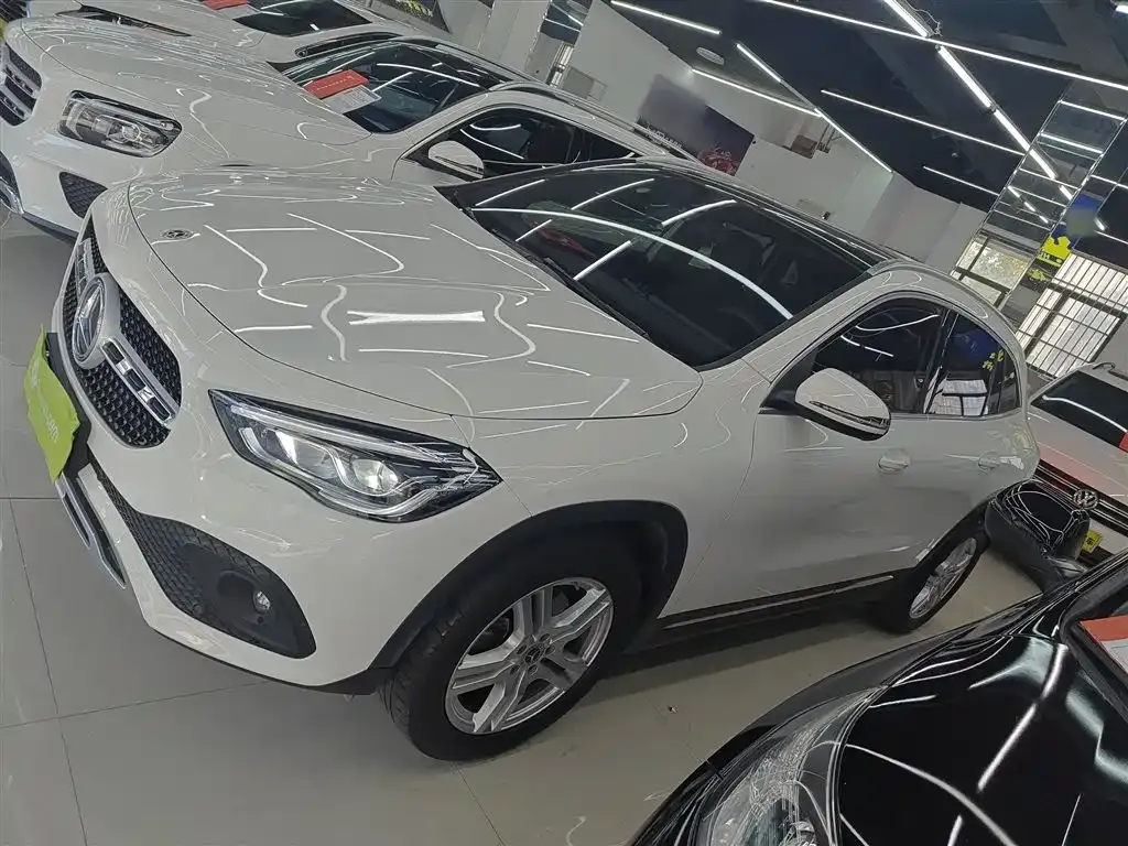 Mercedes-Benz GLA — фото 7