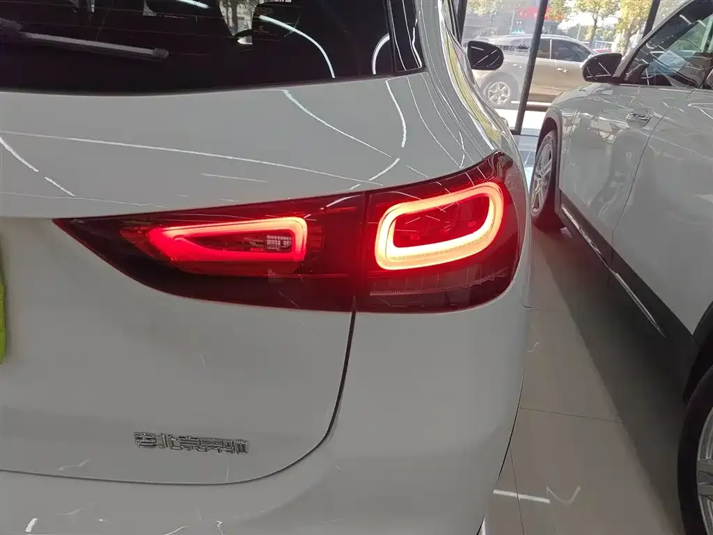 Mercedes-Benz GLA — фото 2
