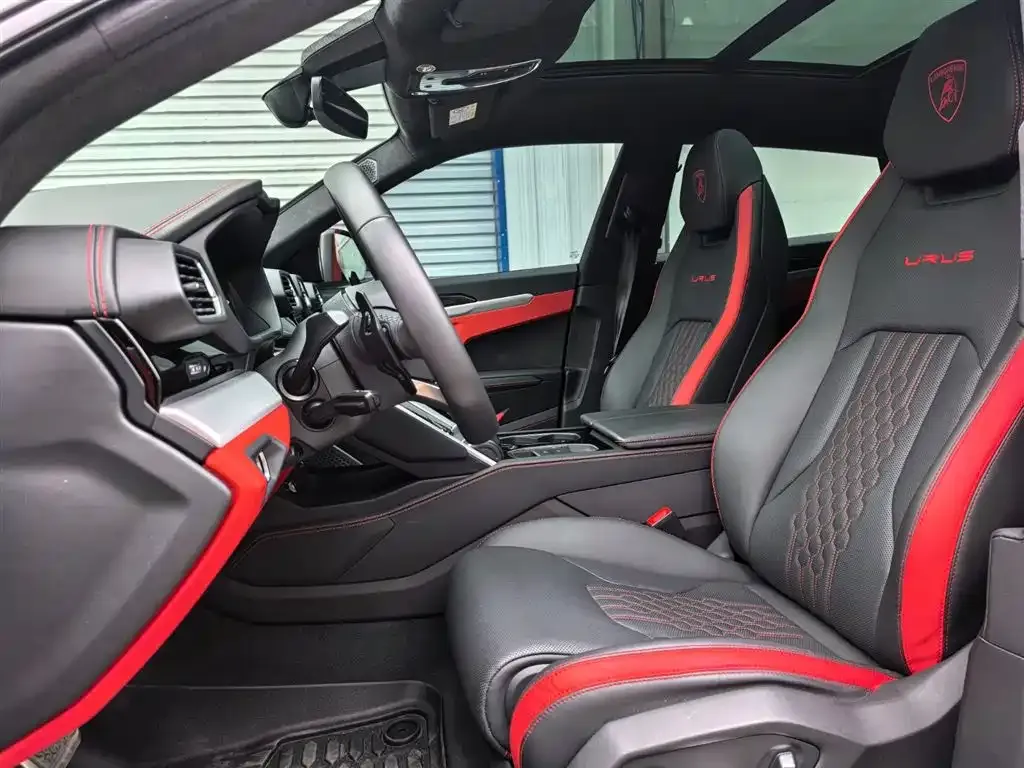 Lamborghini Urus — фото 8