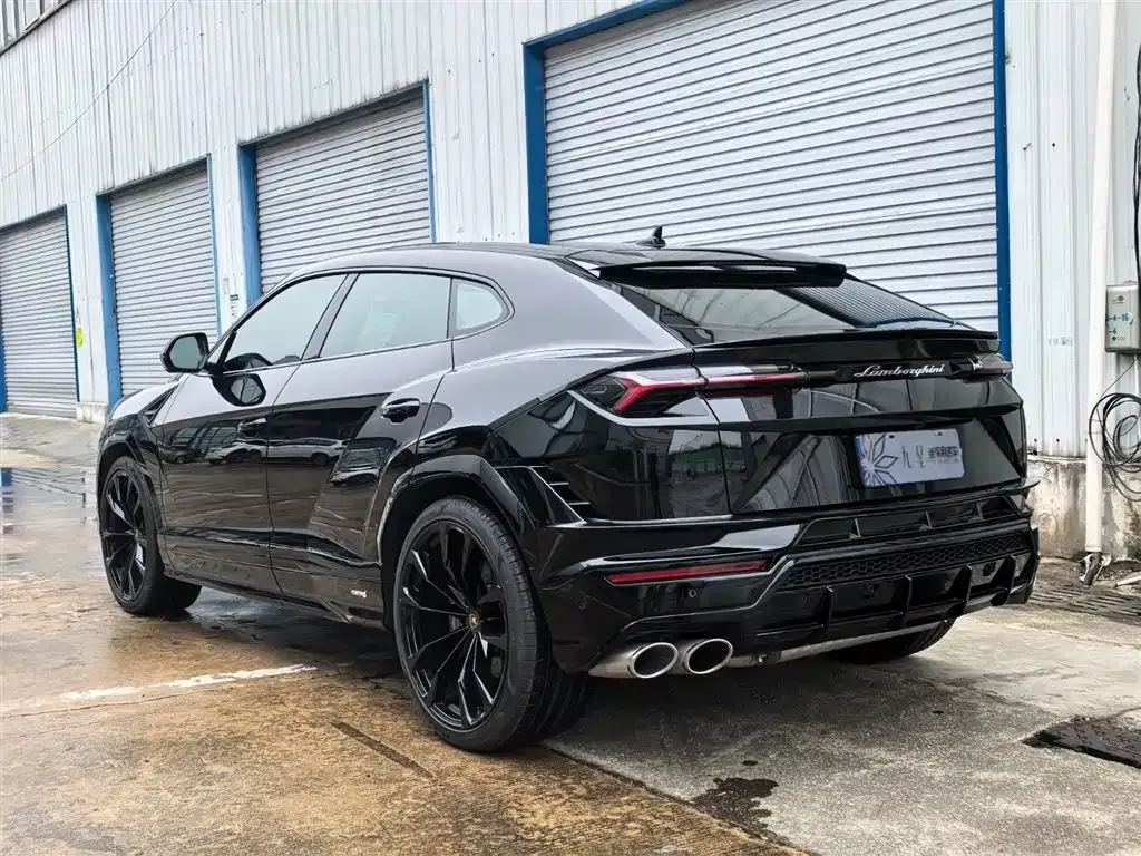 Lamborghini Urus — фото 5