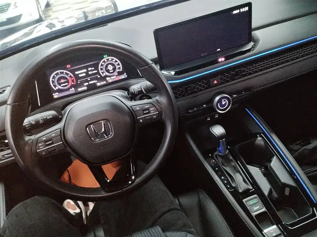 Honda Accord — фото 9