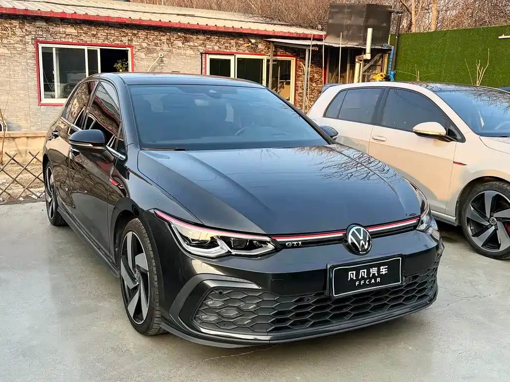 Volkswagen Golf GTI — фото 3