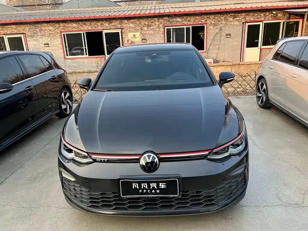 Volkswagen Golf GTI — фото 4