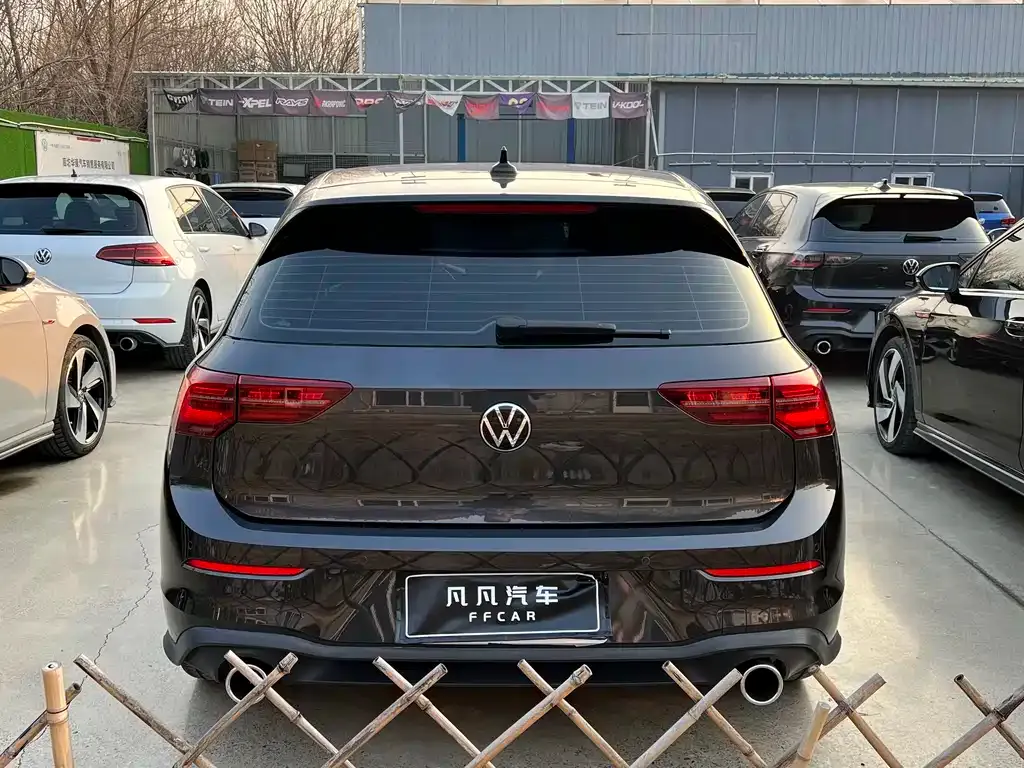 Volkswagen Golf GTI — фото 7