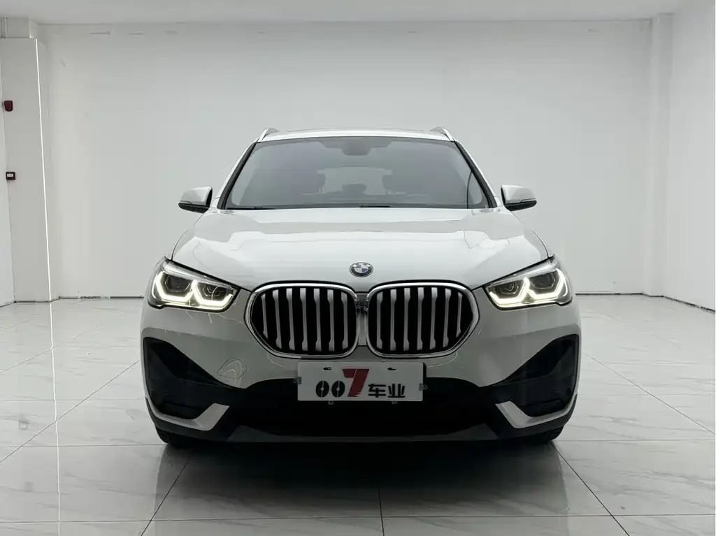 BMW X1 — фото 2