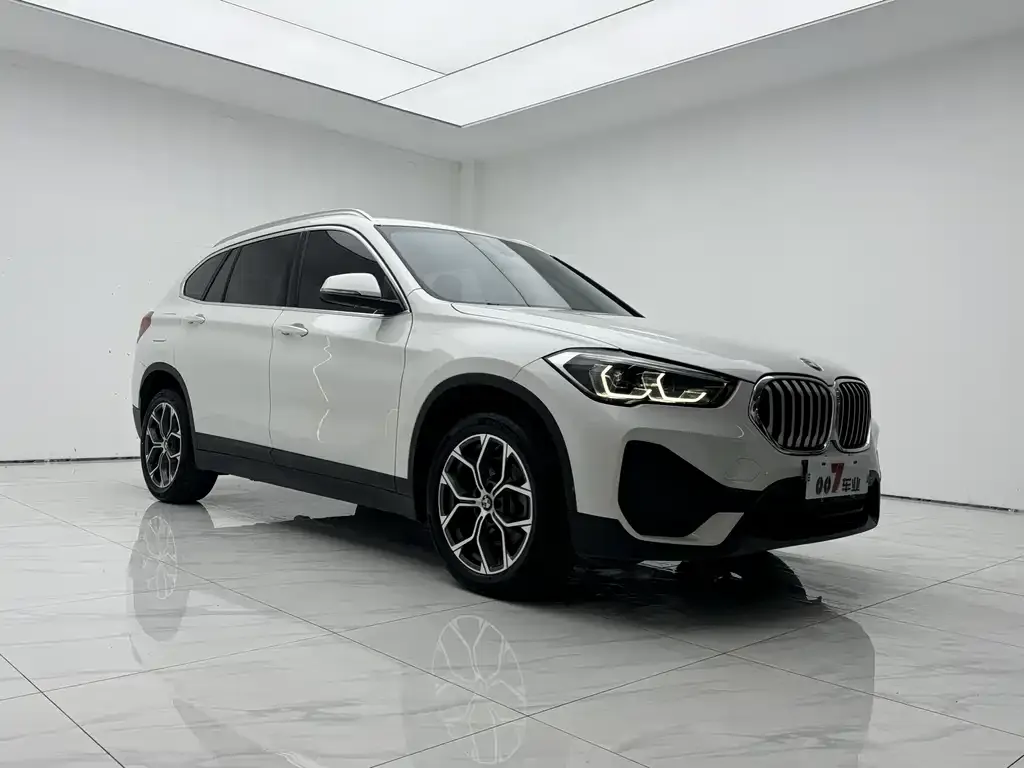 BMW X1 — фото 3