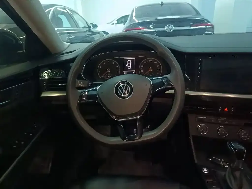 Volkswagen Passat — фото 3