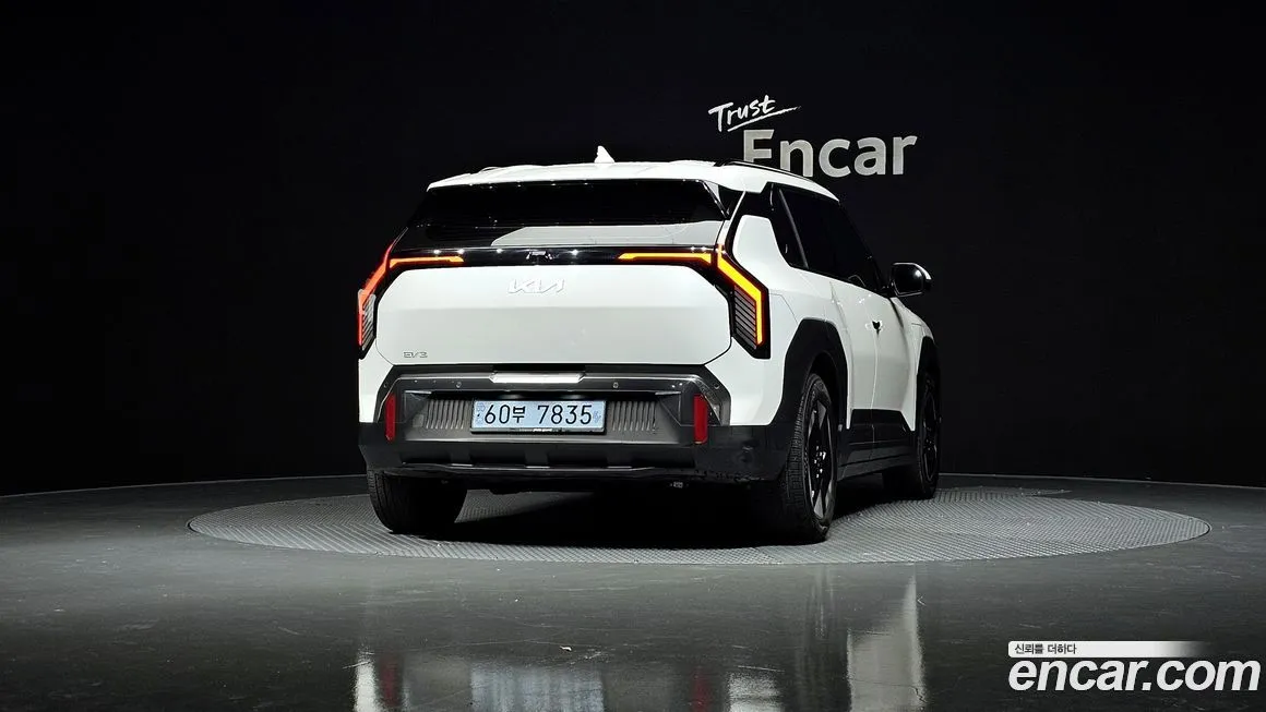 Kia EV3 — фото 4