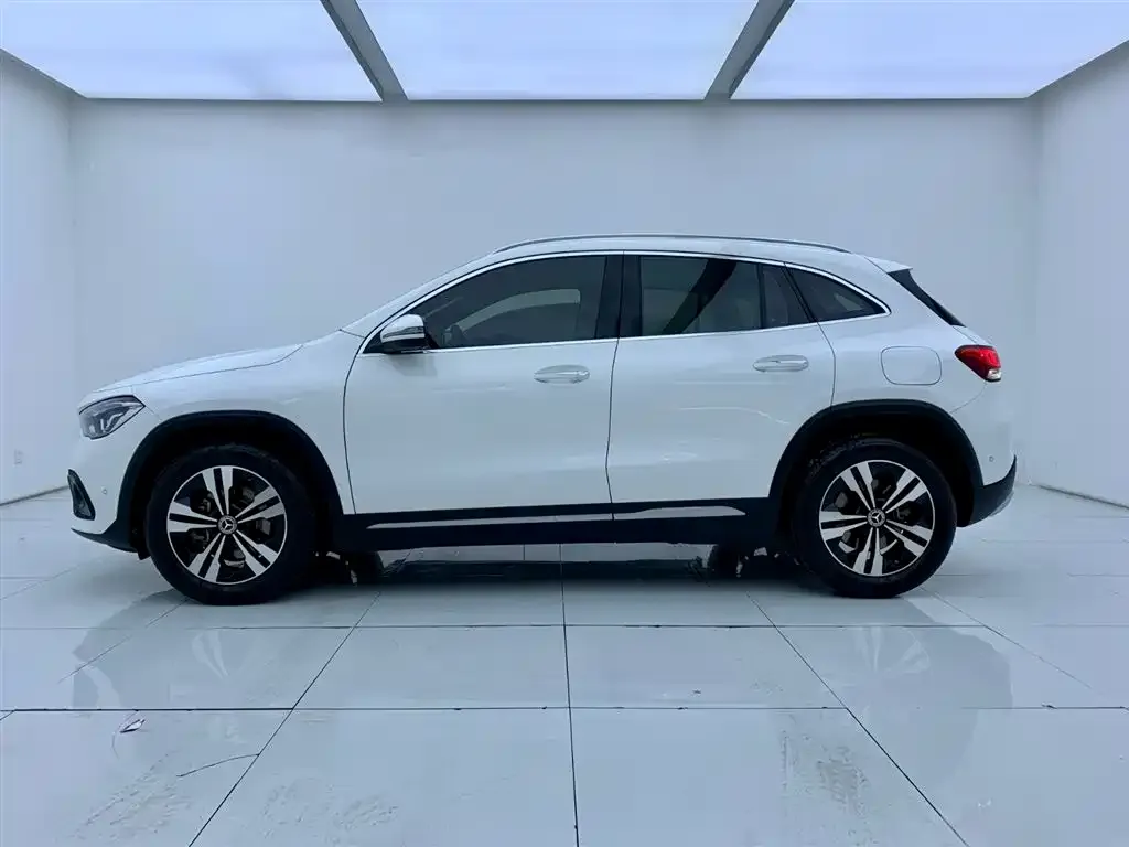 Mercedes-Benz GLA — фото 2