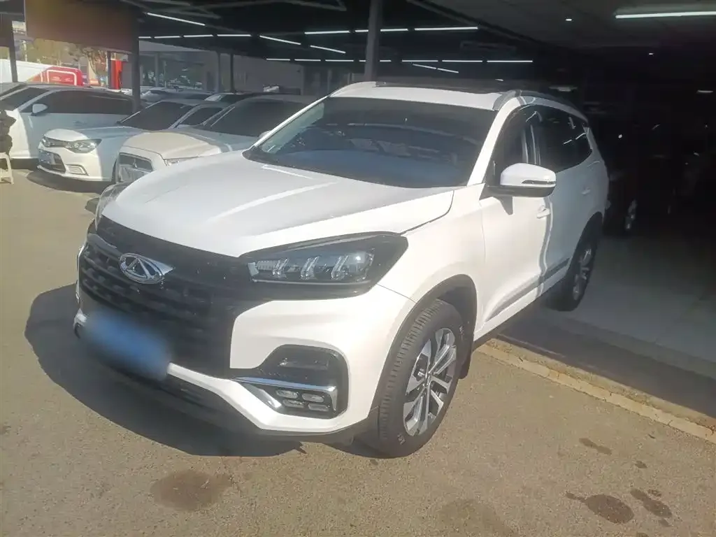 Chery Tiggo 8 — фото 1