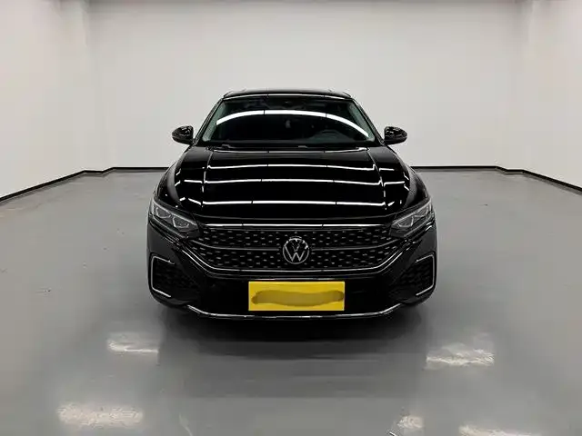 Volkswagen Passat — фото 2