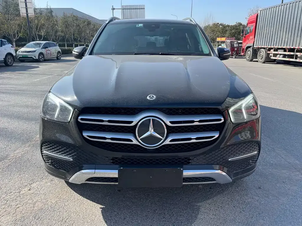 Mercedes-Benz GLE — фото 8