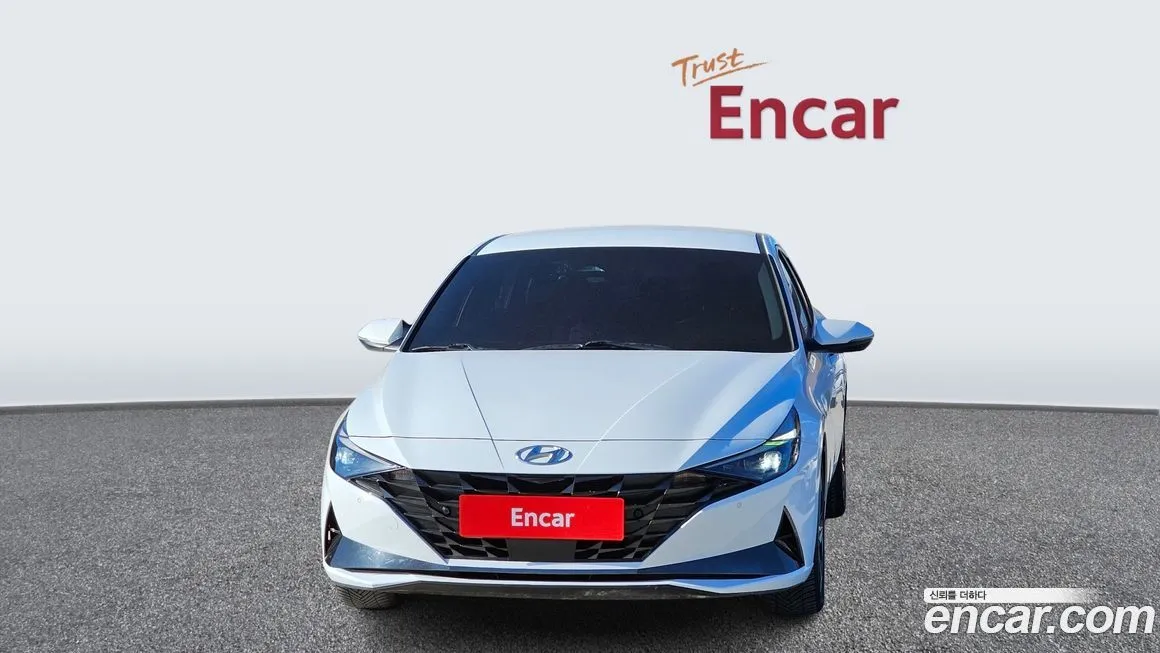 Hyundai AVANTE — фото 3
