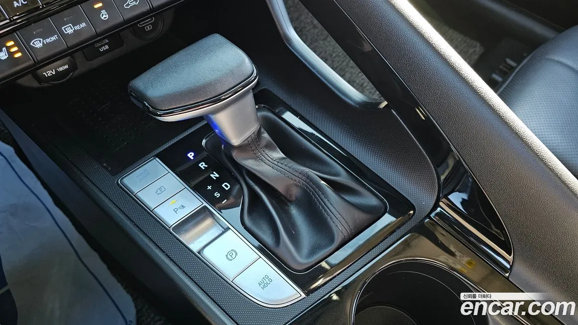 Hyundai AVANTE — фото 9