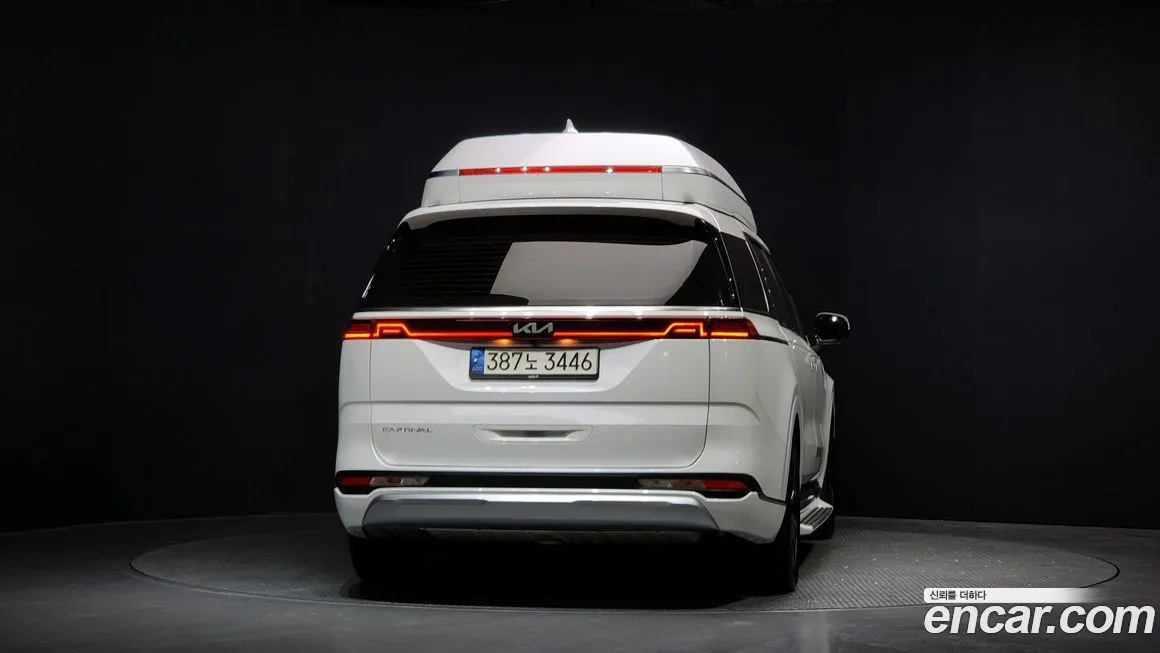 Kia Carnival — фото 4