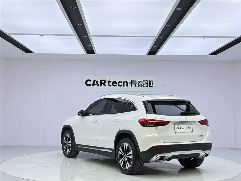 Mercedes-Benz GLA — фото 10