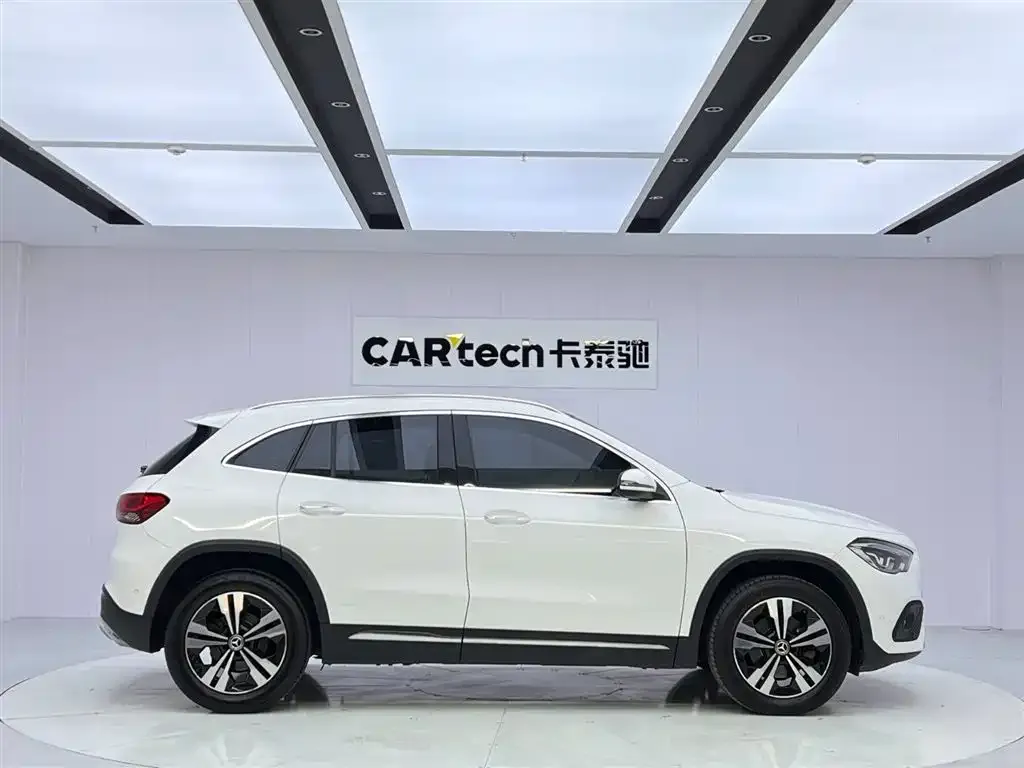 Mercedes-Benz GLA — фото 3