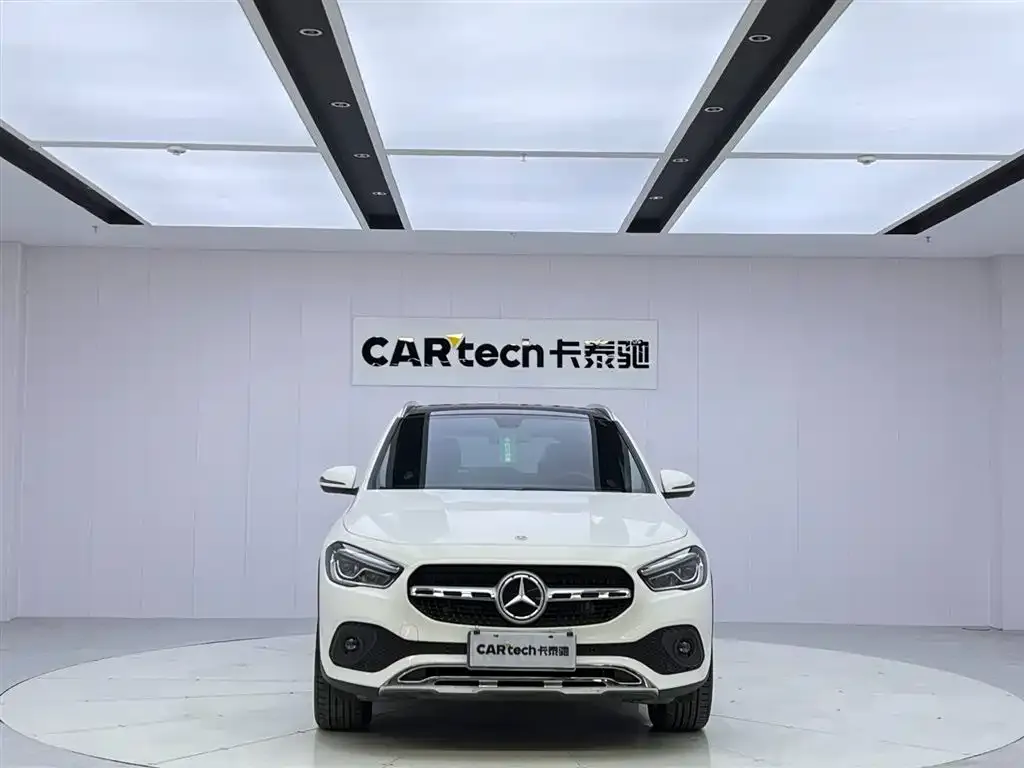 Mercedes-Benz GLA — фото 6