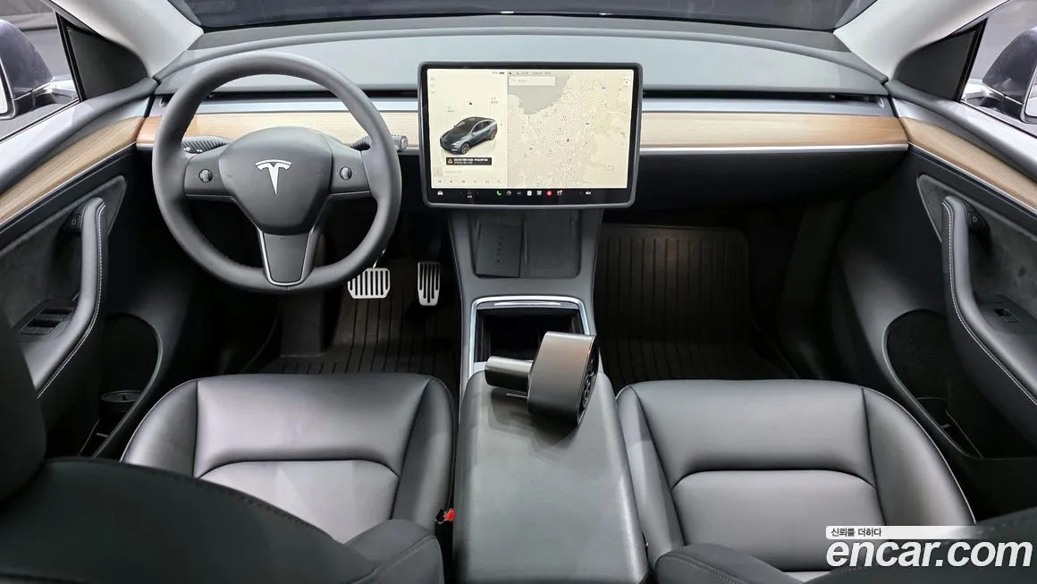 Tesla Model Y — фото 6