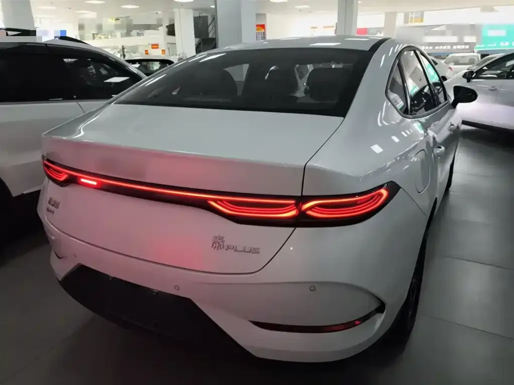 BYD Qin PLUS — фото 6