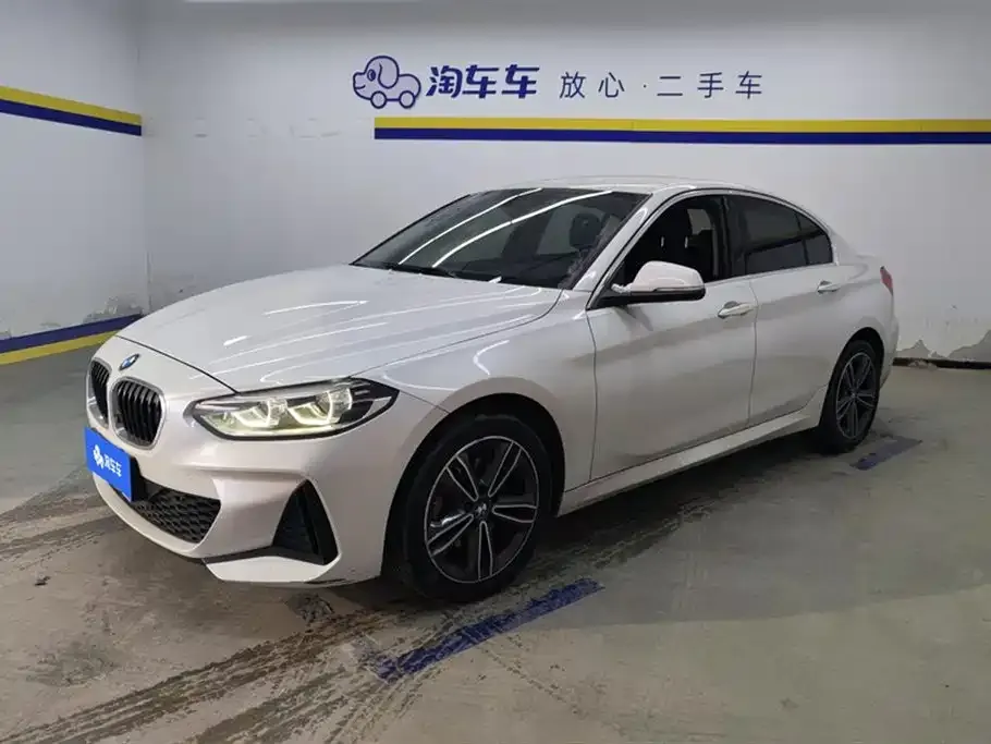 BMW 1 Series — фото 1