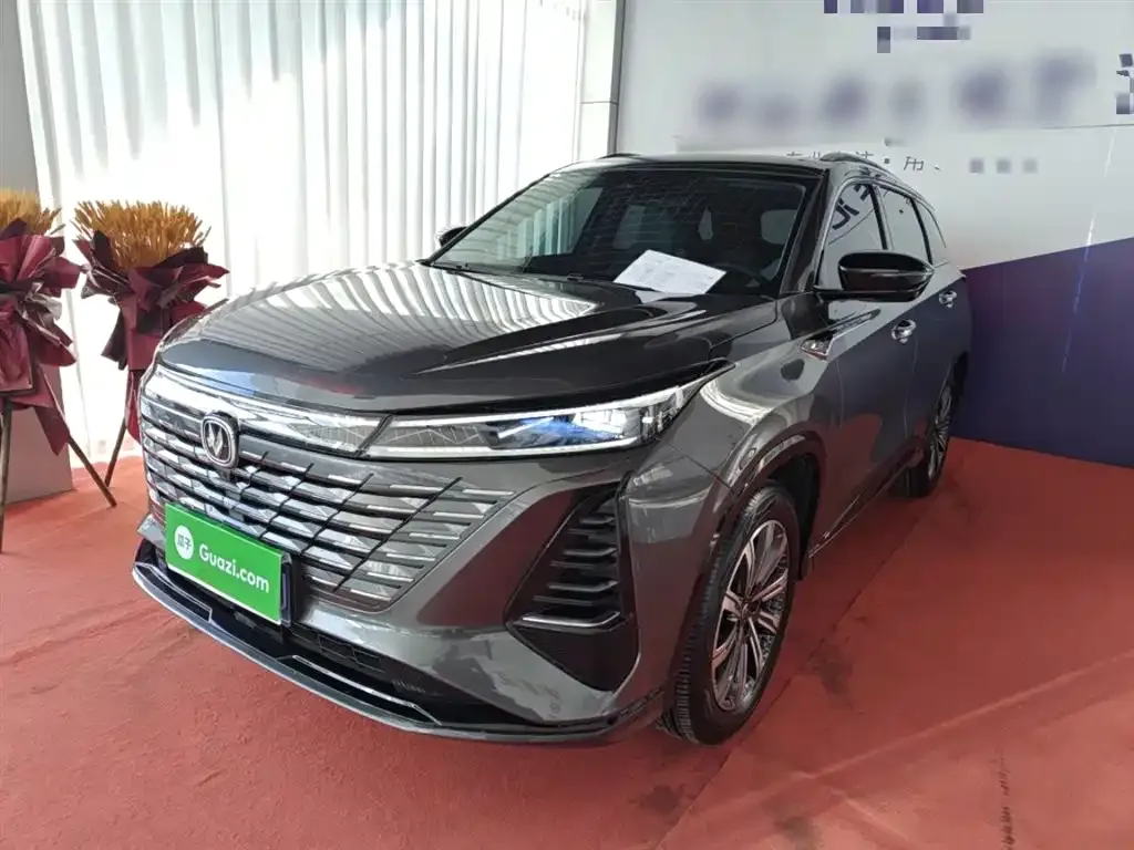Changan CS75PLUS — фото 1